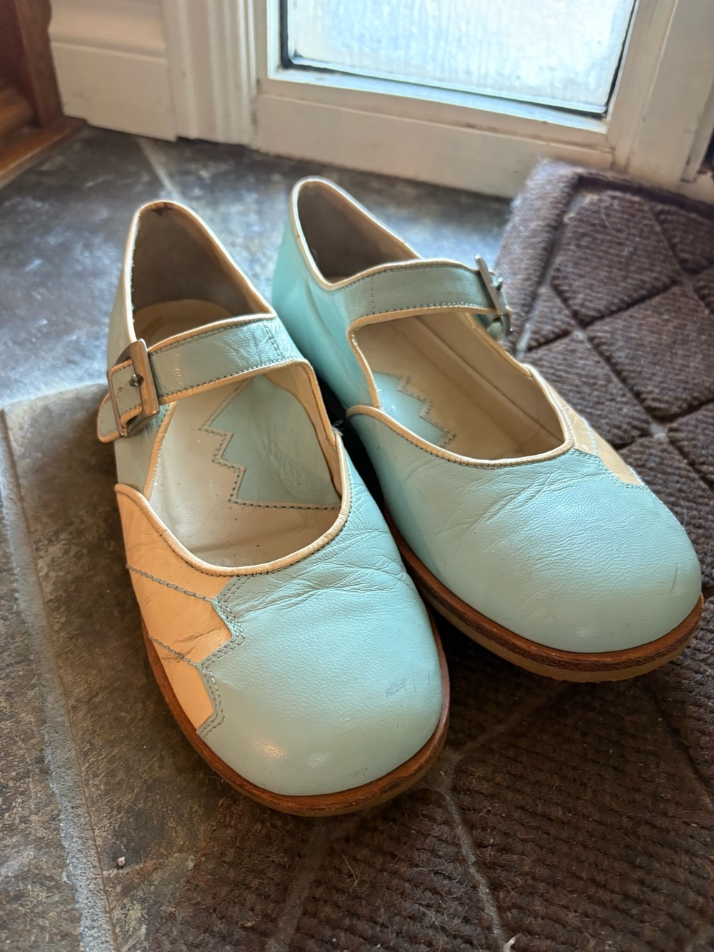 John Fluevog Y2K Halo Natalia Baby Blue and Cream Mary Jane Flats. Size 8.5